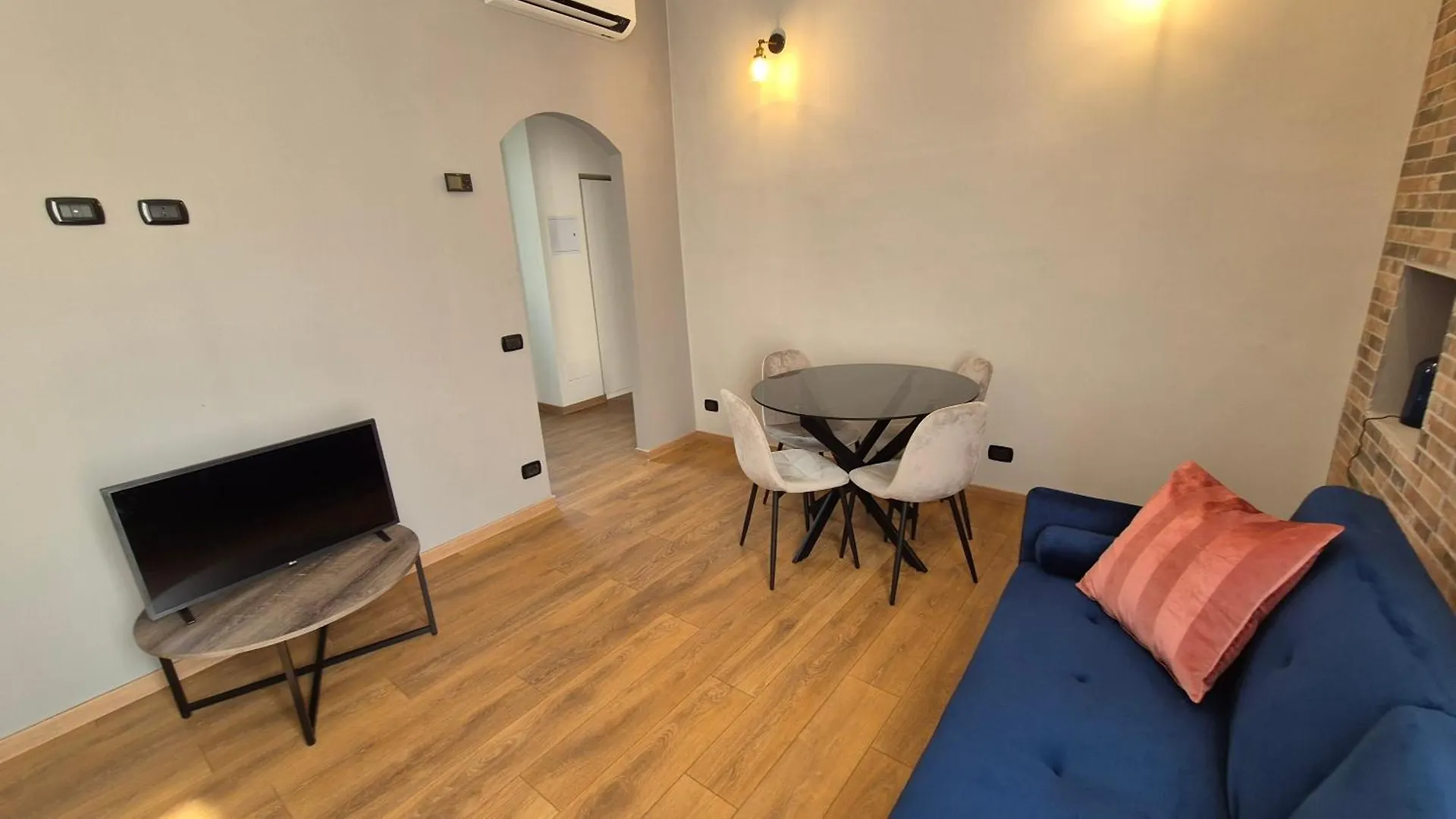 Apartment Appartamento Bergamo 15 Italy